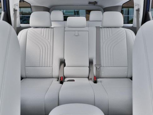 New 2026 Hyundai Palisade SEL Premium FWD image 12