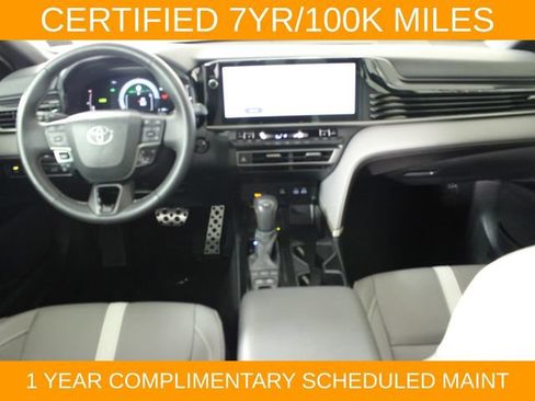 Used 2025 Toyota Camry SE w/ Multimedia Upgrade Package AWD/4WD image 14
