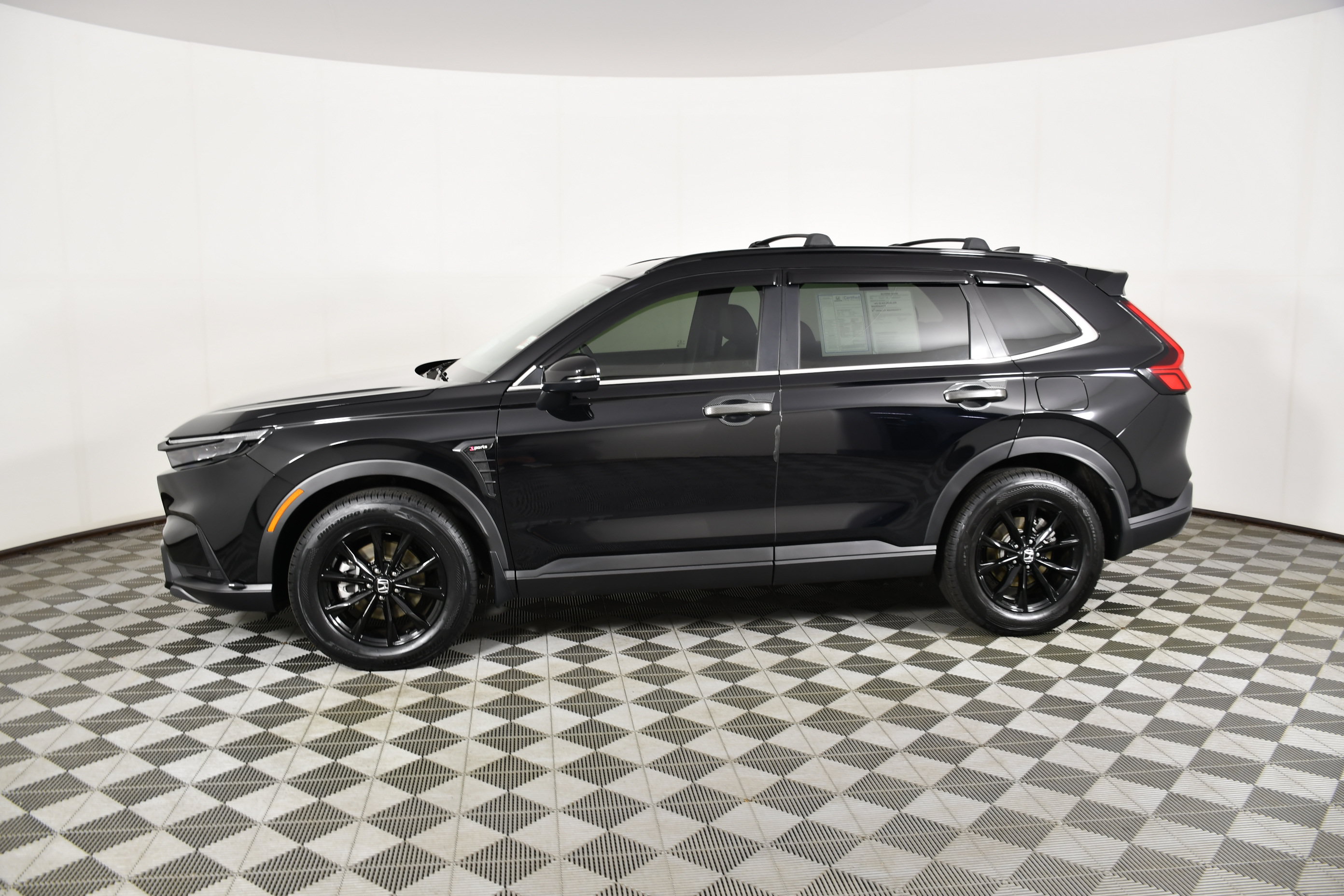 Used 2025 Honda CR-V Sport-L image 9