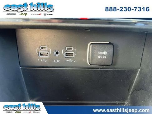 Certified 2023 Jeep Grand Cherokee Limited image 38