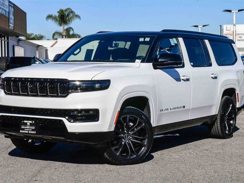 Used 2024 Jeep Grand Wagoneer L Series II w/ Quick Order Packagew 28T image 1