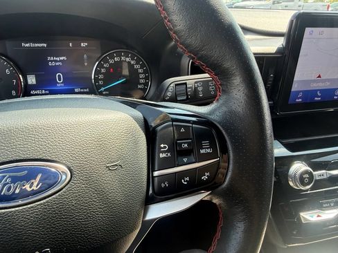 Used 2023 Ford Explorer ST-Line AWD/4WD image 21