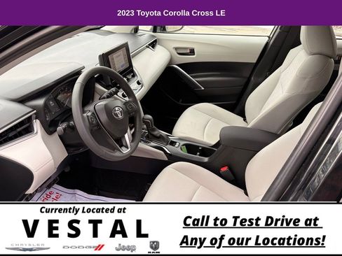 Used 2023 Toyota Corolla Cross LE image 17
