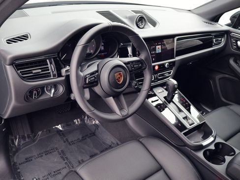 New 2026 Porsche Macan S AWD/4WD image 4