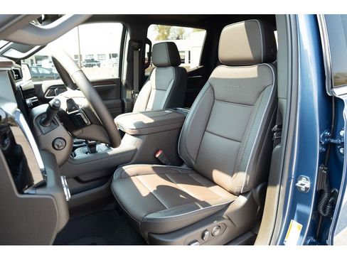 New 2026 GMC Sierra 1500 Denali w/ Denali Reserve Package image 12