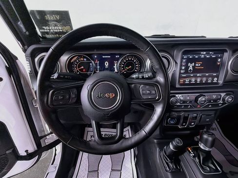 Used 2022 Jeep Wrangler Sport AWD/4WD image 11