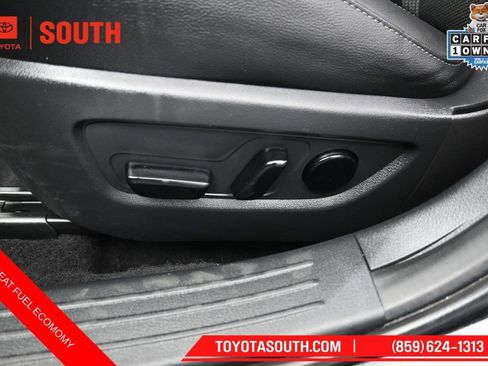 Used 2025 MAZDA CX-50 AWD 2.5 S w/ Preferred Package image 19