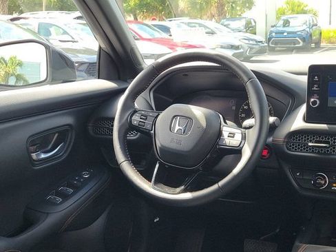 Certified 2026 Honda HR-V Sport image 3