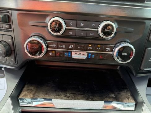 Used 2024 Ford F250 Lariat w/ Lariat Ultimate Package AWD/4WD image 4