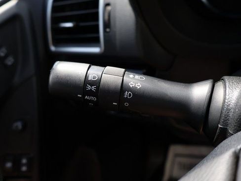 Used 2018 Subaru Forester 2.5i Touring AWD/4WD image 35