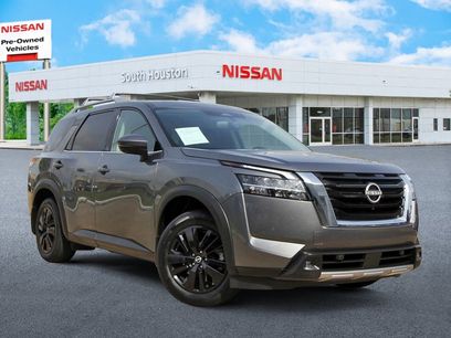 Used 2022 Nissan Pathfinder SL