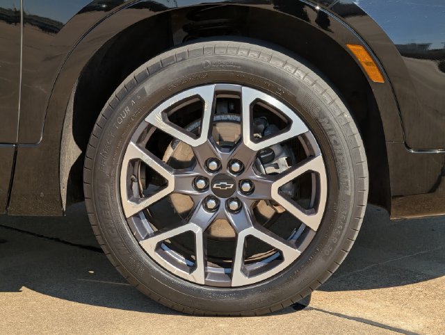 Used 2024 Chevrolet Blazer RS w/ Enhanced Convenience Package FWD image 9