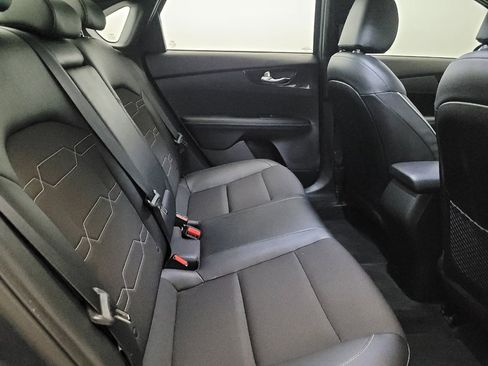 Used 2023 Kia Forte GT-Line w/ GT-Line Premium Package image 19