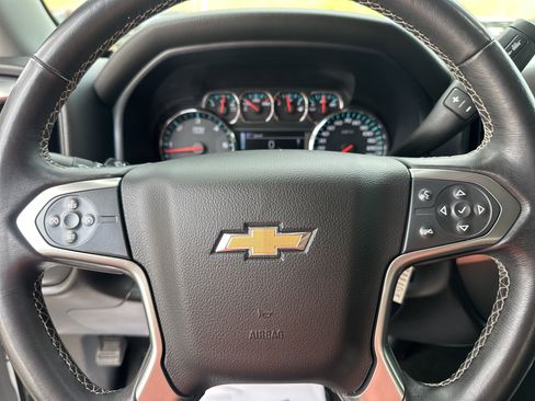 Used 2018 Chevrolet Silverado 1500 LT image 12