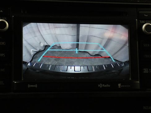 Used 2019 Toyota Sequoia Platinum AWD/4WD image 18