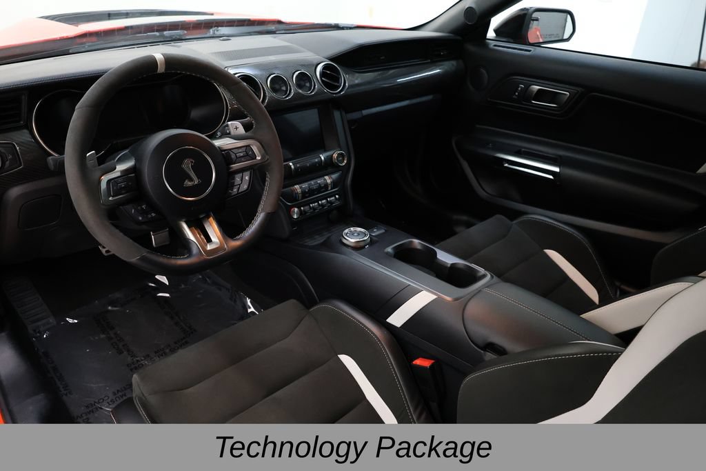 Used 2022 Ford Mustang Shelby GT500 w/ Carbon Fiber Track Pack RWD image 14