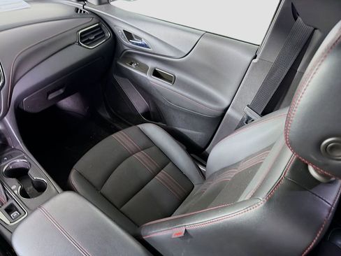 Used 2023 Chevrolet Equinox RS image 27