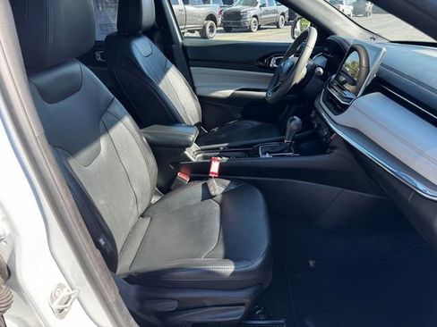 Used 2023 Jeep Compass Limited AWD/4WD image 14