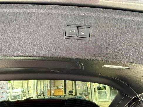 Used 2023 Audi Q5 2.0T Premium Plus AWD/4WD image 37