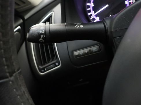Used 2017 INFINITI Q50 Signature Edition RWD image 24