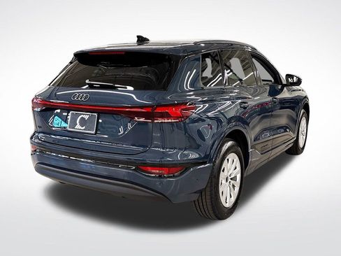 New 2025 Audi Q6 e-tron Premium RWD image 5