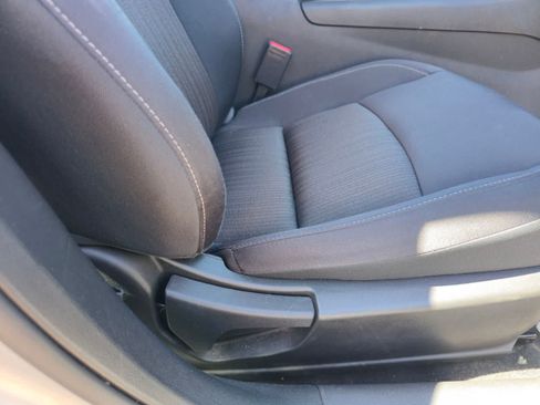 Used 2024 Nissan Altima 2.5 SV FWD image 11