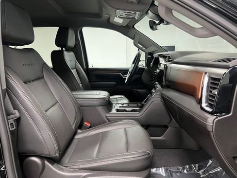 Used 2024 GMC Sierra 2500 Denali w/ Technology Package image 53