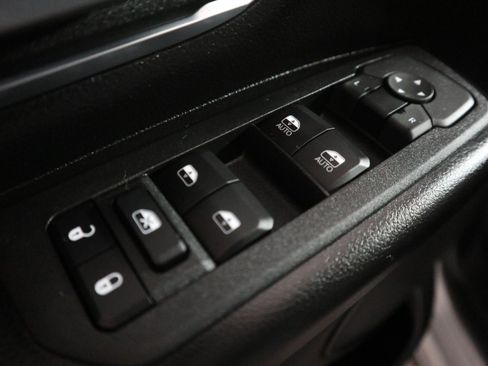 Used 2025 RAM 1500 Big Horn image 33