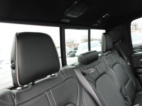 Used 2022 RAM 1500 Limited AWD/4WD image 40