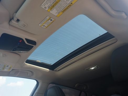 Used 2020 Subaru Outback Onyx Edition XT w/ Popular Package #2 image 15