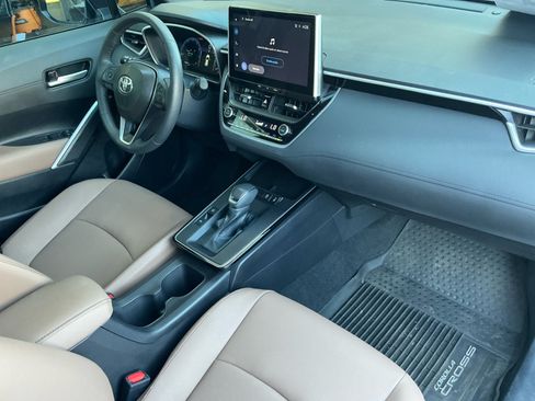 Certified 2026 Toyota Corolla Cross XLE w/ Convenience Package AWD/4WD image 19