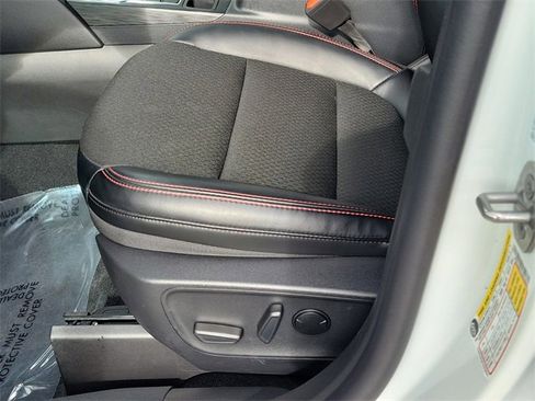 Used 2025 Ford Escape ST-Line w/ Equipment Group 301A image 14