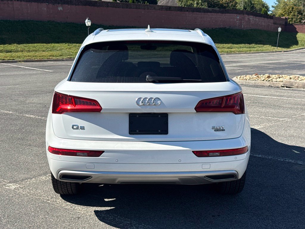 Used 2018 Audi Q5 2.0T Premium Plus w/ Premium Plus Package AWD/4WD image 7