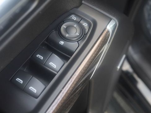Used 2021 Chevrolet Silverado 1500 LT Trail Boss w/ Convenience Package II AWD/4WD image 29