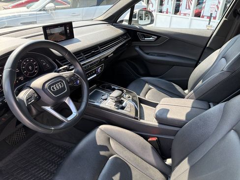 Used 2018 Audi Q7 3.0T Prestige AWD/4WD image 33