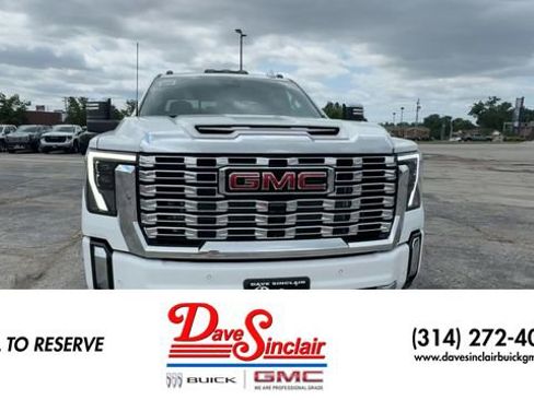 New 2026 GMC Sierra 3500 Denali w/ Denali Reserve Package AWD/4WD image 3