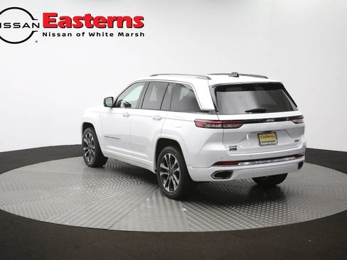 Used 2023 Jeep Grand Cherokee Overland w/ Advanced Protech Group III AWD/4WD image 69