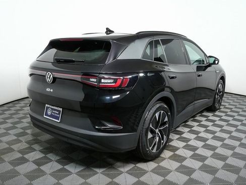 Certified 2022 Volkswagen ID.4 Pro image 3