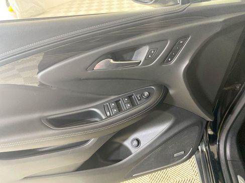Used 2020 Buick Envision Premium AWD/4WD image 12