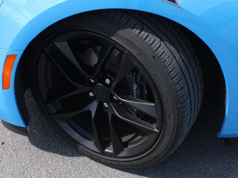 Used 2023 Chevrolet Camaro LT w/ Design Package 1 RWD image 17