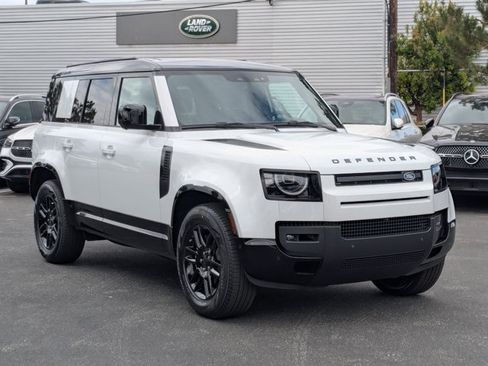 New 2026 Land Rover Defender 110 X-Dynamic SE AWD/4WD image 7