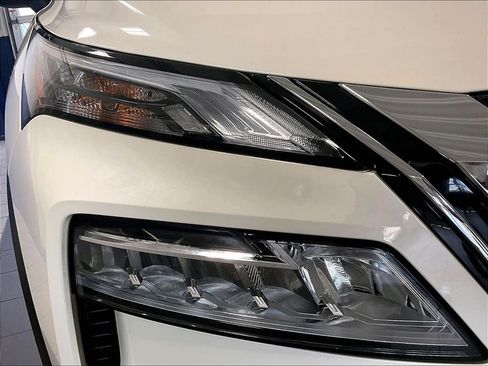 Used 2023 Nissan Rogue SV AWD/4WD image 33