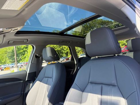 Used 2025 Audi Q5 Premium w/ Convenience Package AWD/4WD image 11