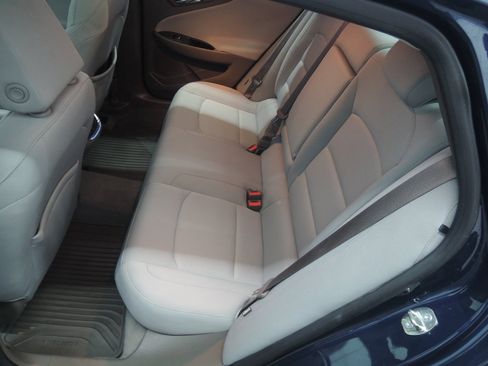 Used 2019 Chevrolet Malibu LT image 25