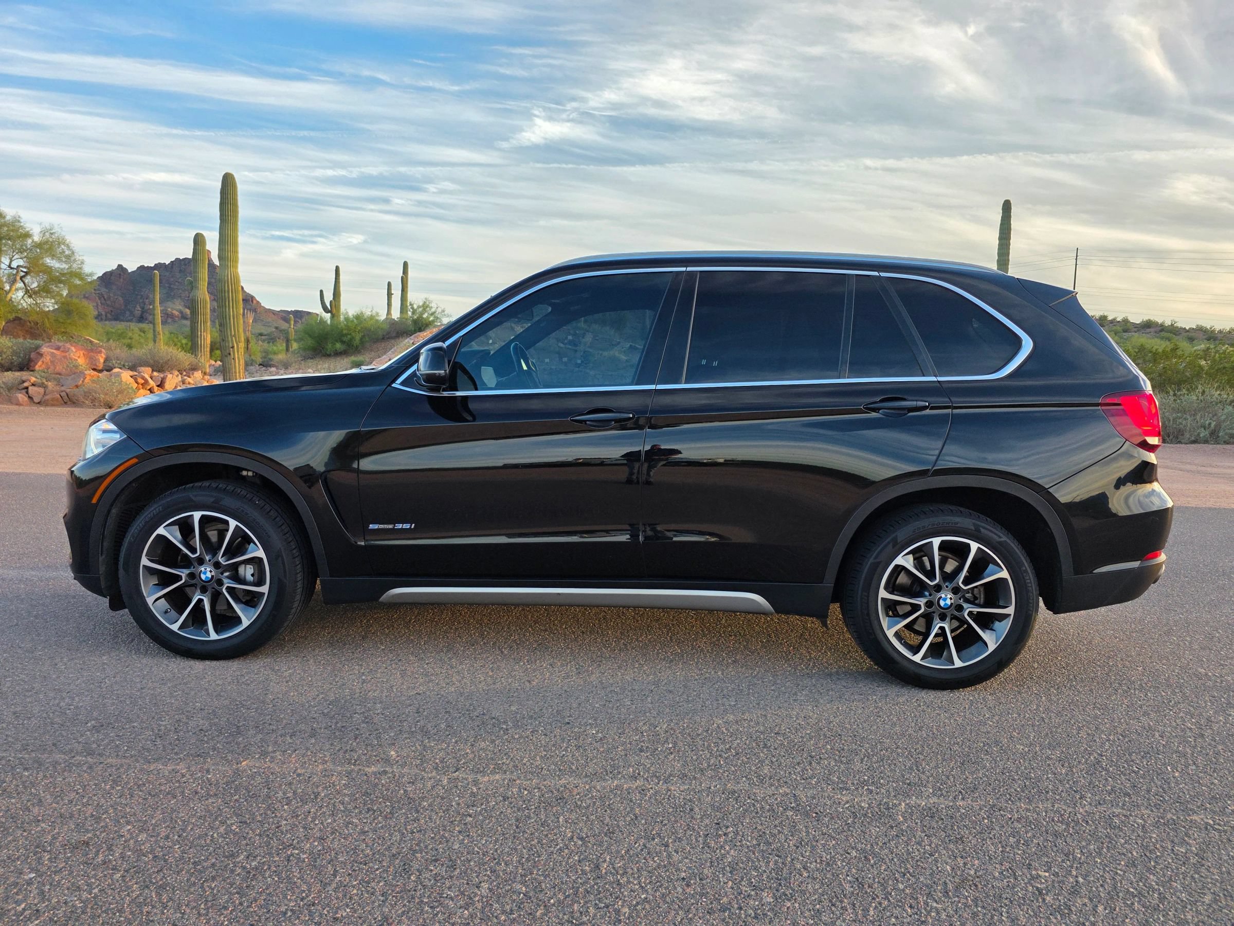 Used 2017 BMW X5 sDrive35i RWD image 2