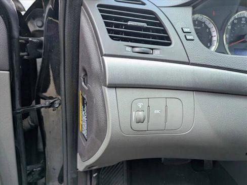 Used 2009 Hyundai Sonata GLS image 14