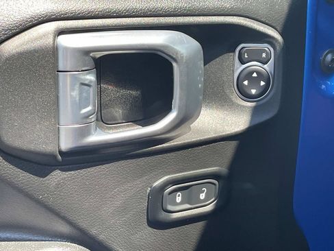 Used 2022 Jeep Wrangler Unlimited Sport AWD/4WD image 20