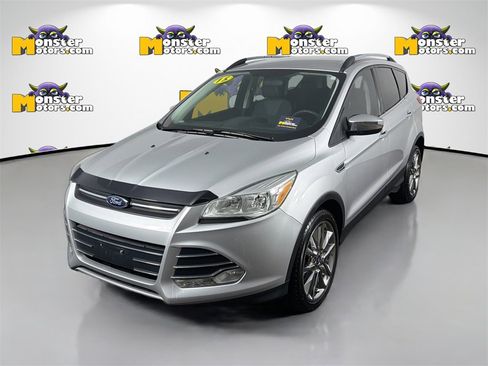 Used 2015 Ford Escape SE w/ SE Chrome Package image 1