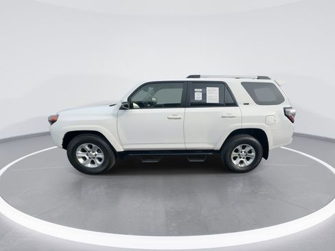 Used 2024 Toyota 4Runner SR5 Premium w/ Moonroof Package image 5