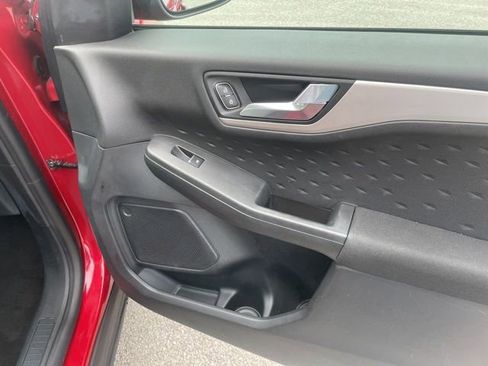Used 2020 Ford Escape SE FWD image 44